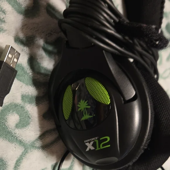 Turtle Beach X12 Earforce Padded Gaming Headset with  Microphone. - Picture 2 of 9